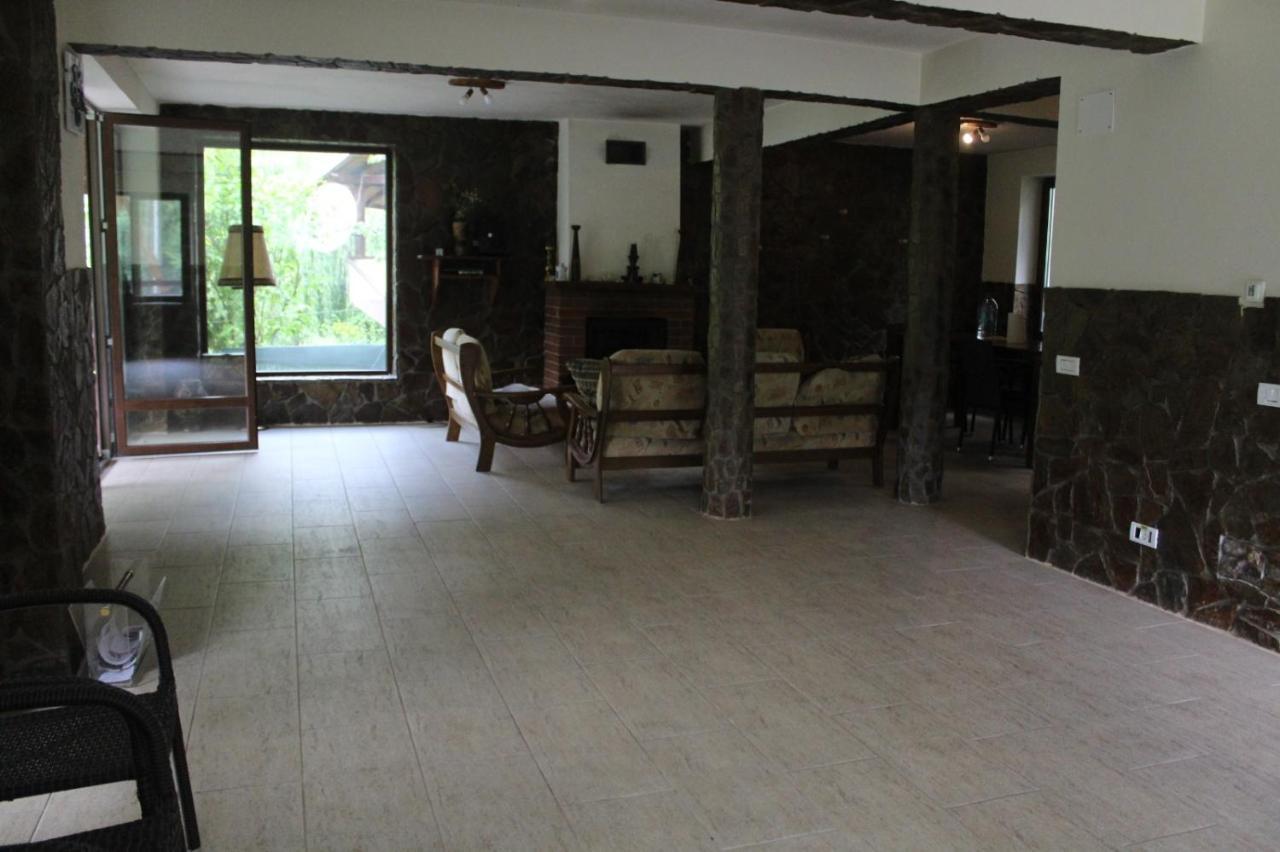 Havva Hotell Călimăneşti Exteriör bild