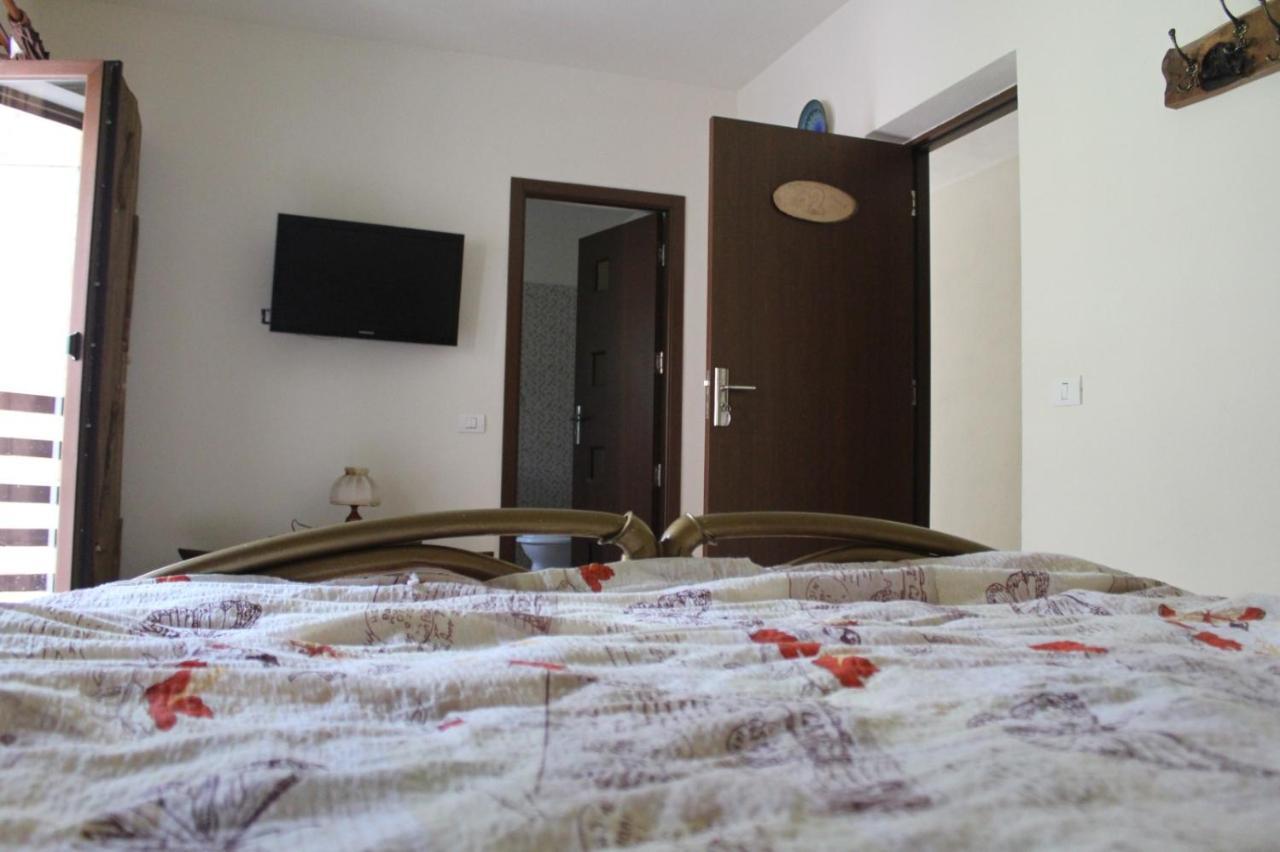 Havva Hotell Călimăneşti Exteriör bild