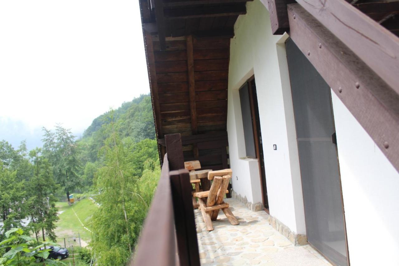 Havva Hotell Călimăneşti Exteriör bild
